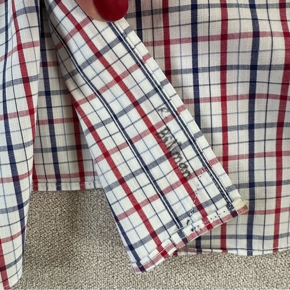 Untuckit Cotton Button Down Shirt. Red/White/Blue. XXL. - Picture 7 of 7